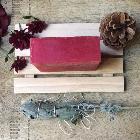 4.5 oz HIBISCUS&JASMINE glycerin bar soap/Mountain Mom Soap Co/anti aging /pink - Picture 3 of 7
